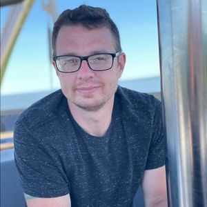 Meet your Posher, Travis